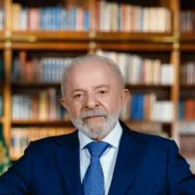 Lula está no Chile e participa de reunião sobre defesa da democracia