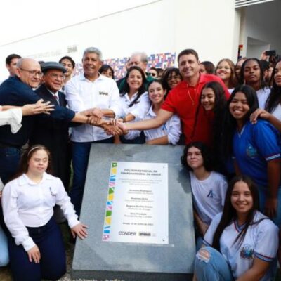 Governo do Estado entrega obras e fortalece educação, segurança e infraestrutura hídrica, urbana e rural de Anagé