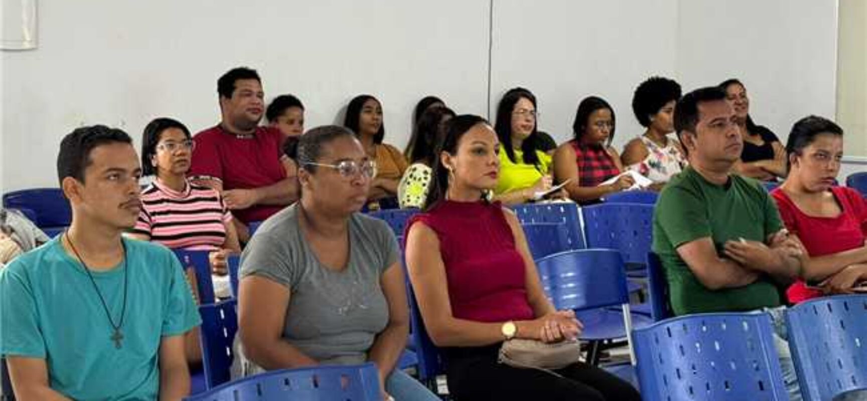 Profissionais da inclusão escolar participam de formação em primeiros socorros em Ilhéus