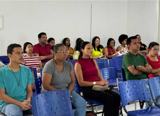 Profissionais da inclusão escolar participam de formação em primeiros socorros em Ilhéus