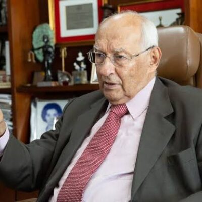 *POR IVES GANDRA: “O POVO COME PÃO, NÃO IDEOLOGIA”: