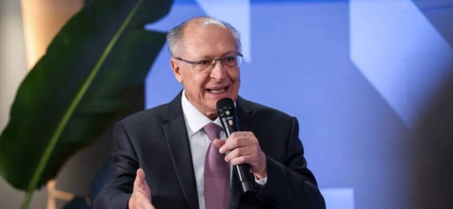 Alckmin reforça foco do governo em ampliar isenção para setores impactados pelo tarifaço de Trump