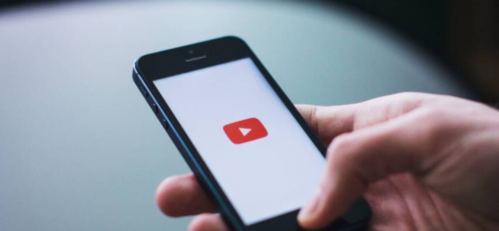 Justiça obriga YouTube a adotar medidas contra publicidade abusiva com crianças