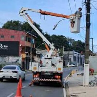 Prefeitura amplia iluminação em LED e leva melhorias a mais bairros e distritos