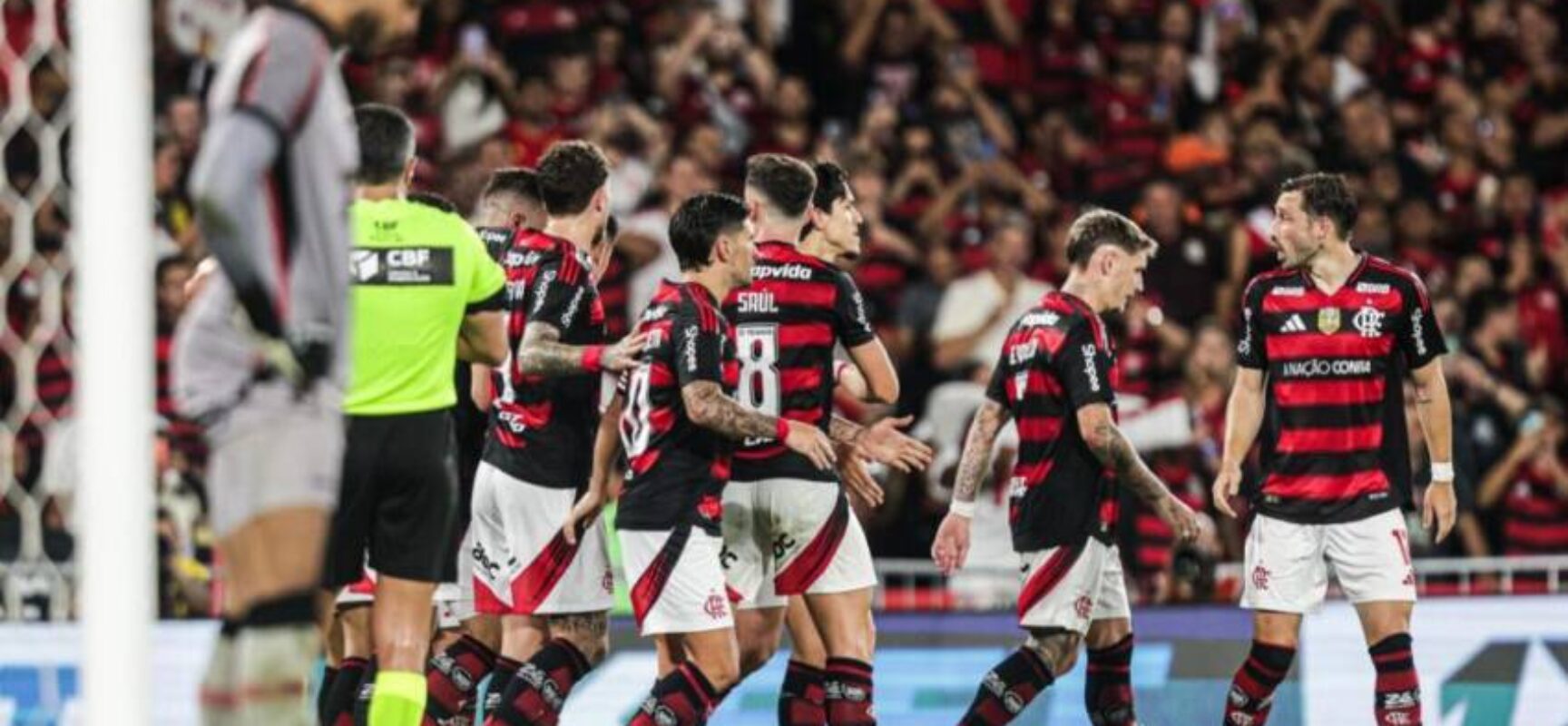 Vexame! Vitória sofre goleada de 8×0 do Flamengo no Maracanã