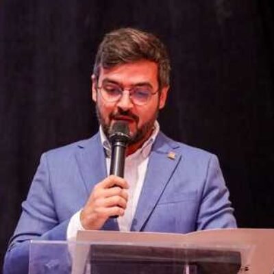 Prefeito Valderico Junior abre Semana de Inovação de Ilhéus 2025