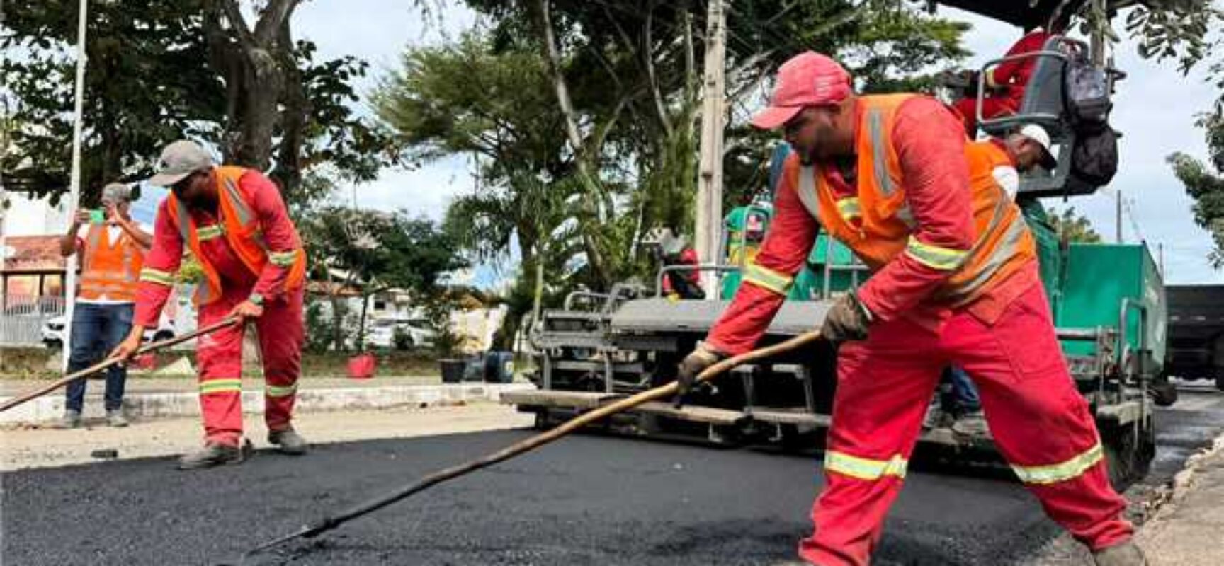 Prefeitura de Ilhéus conclui pavimentação asfáltica na Avenida José Luís da Fonseca