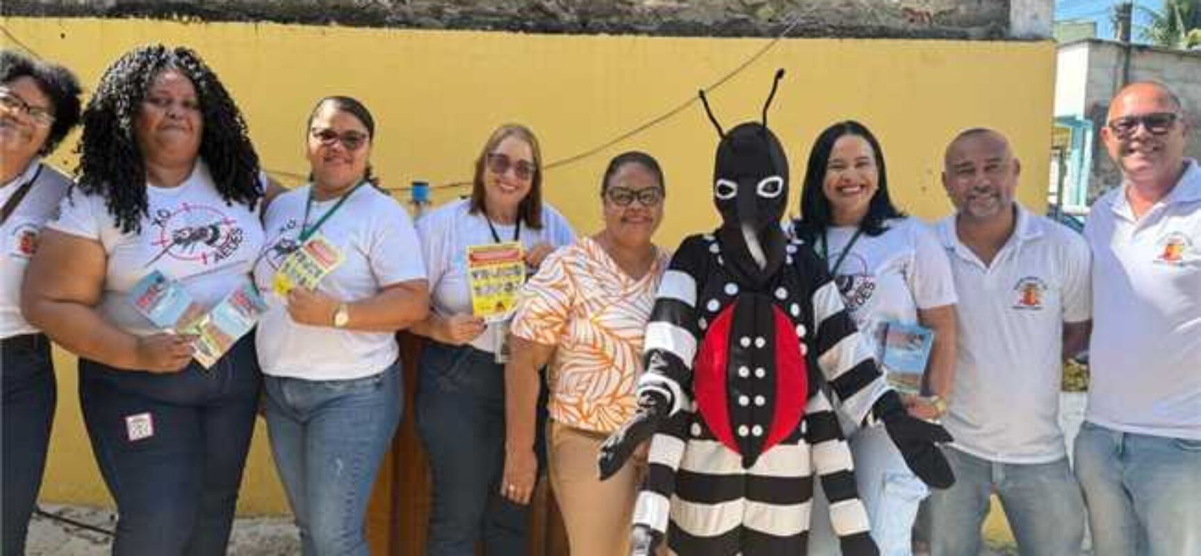 Mutirão de Limpeza mobiliza moradores do Ilhéus II no combate à Dengue