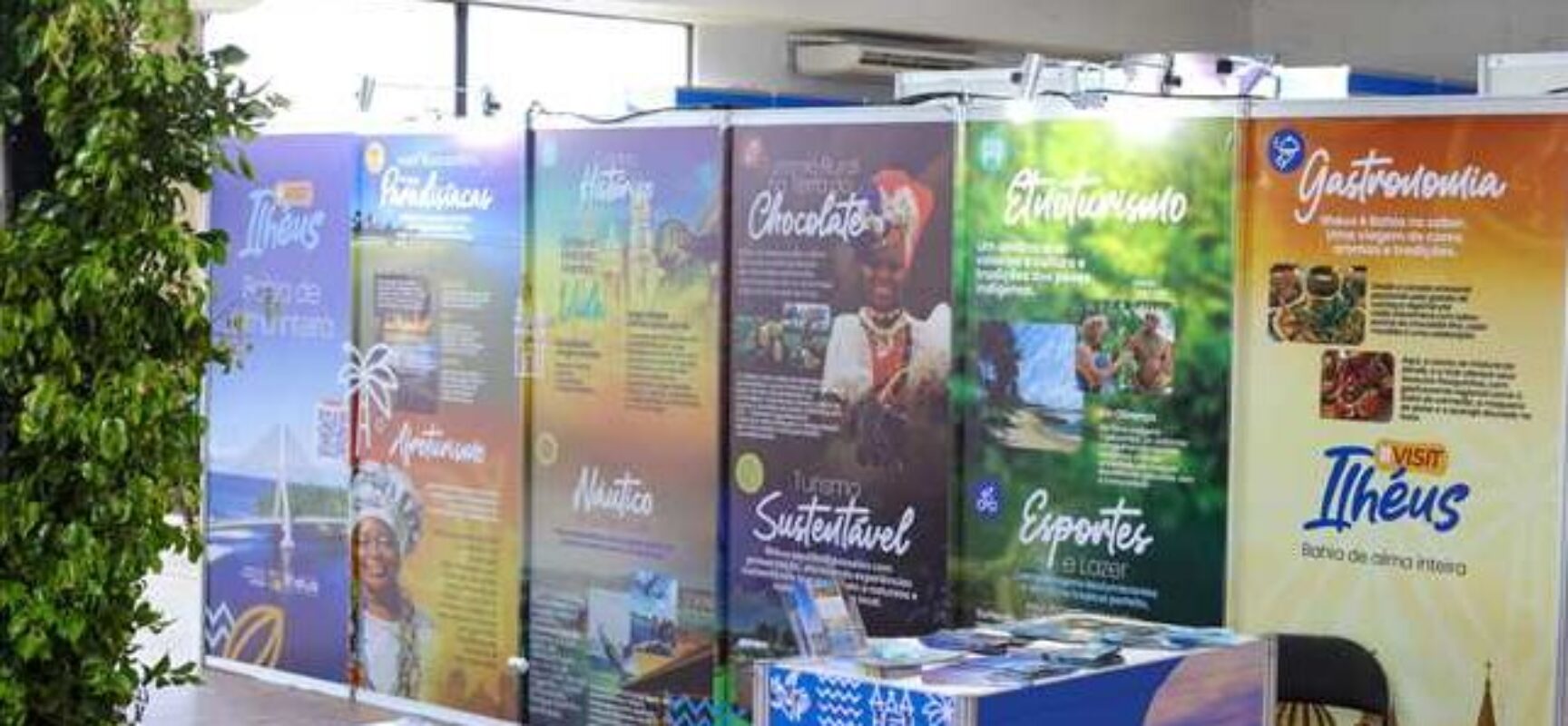 ExpoCacau 2025: Stand Visit Ilhéus promove cidade como destino turístico