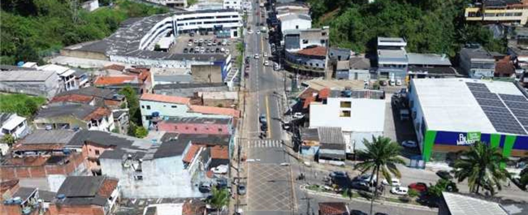 Prefeitura de Ilhéus conclui duplicação de faixa na Avenida Itabuna