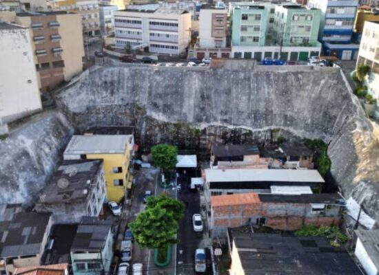 Conder lança licitação para obras de contenção de quatro encostas em Salvador