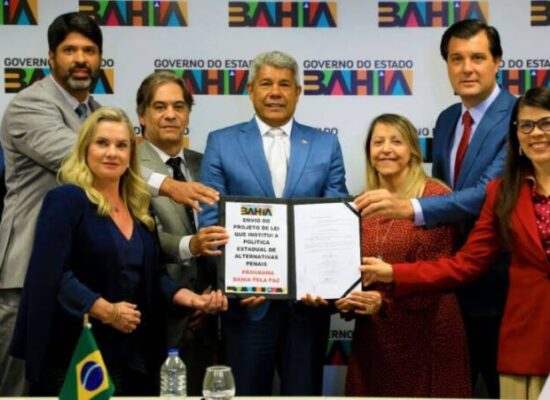 Enfrentamento à letalidade policial e prevenção à violência são temas do Comitê de Governança do Bahia pela Paz