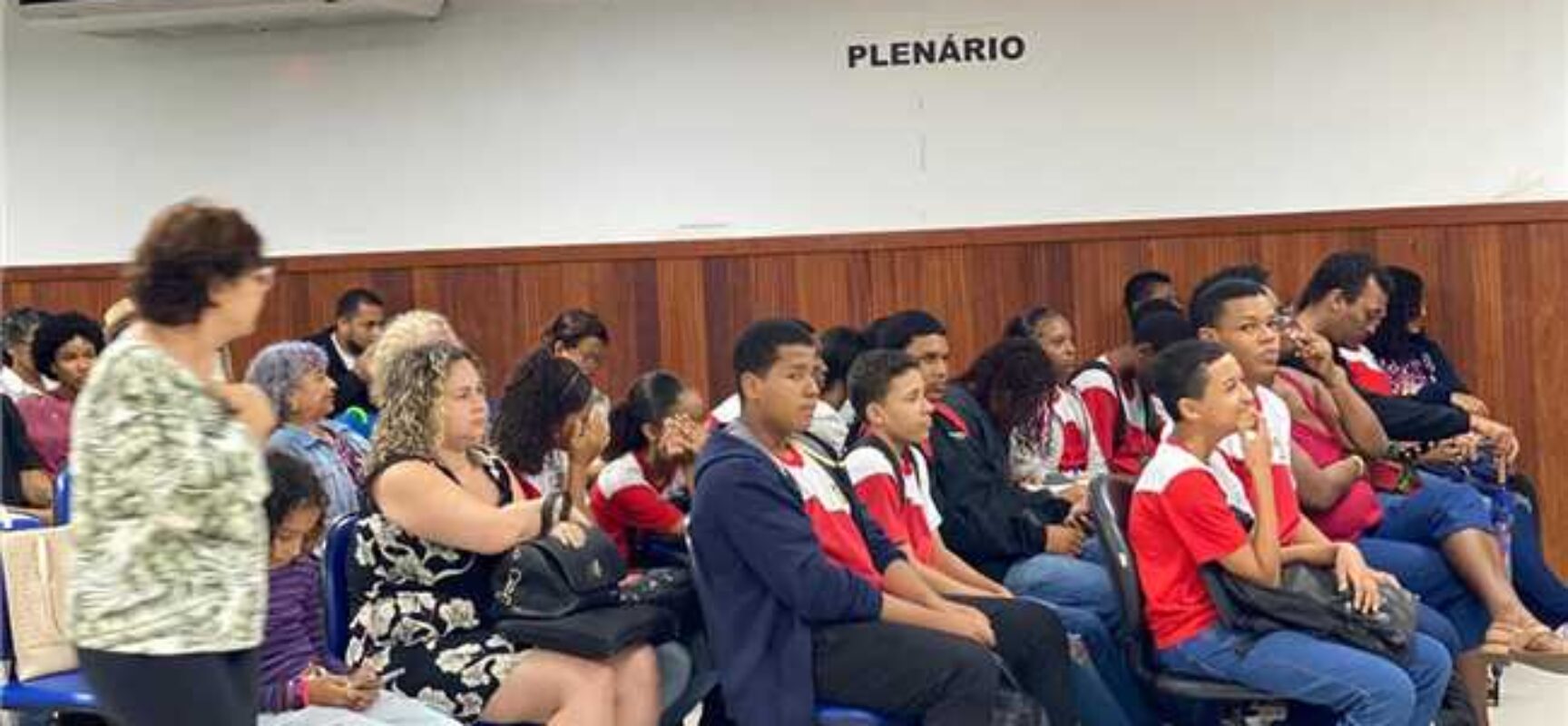 Câmara de Ilhéus realiza audiência pública do Julho das Pretas e reforça compromisso com a luta por