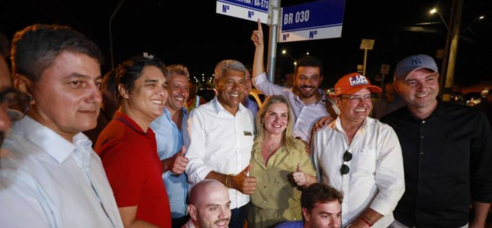 Governo do Estado entrega recuperação da BA-573, impulsionando mobilidade, segurança e economia na região de Guanambi