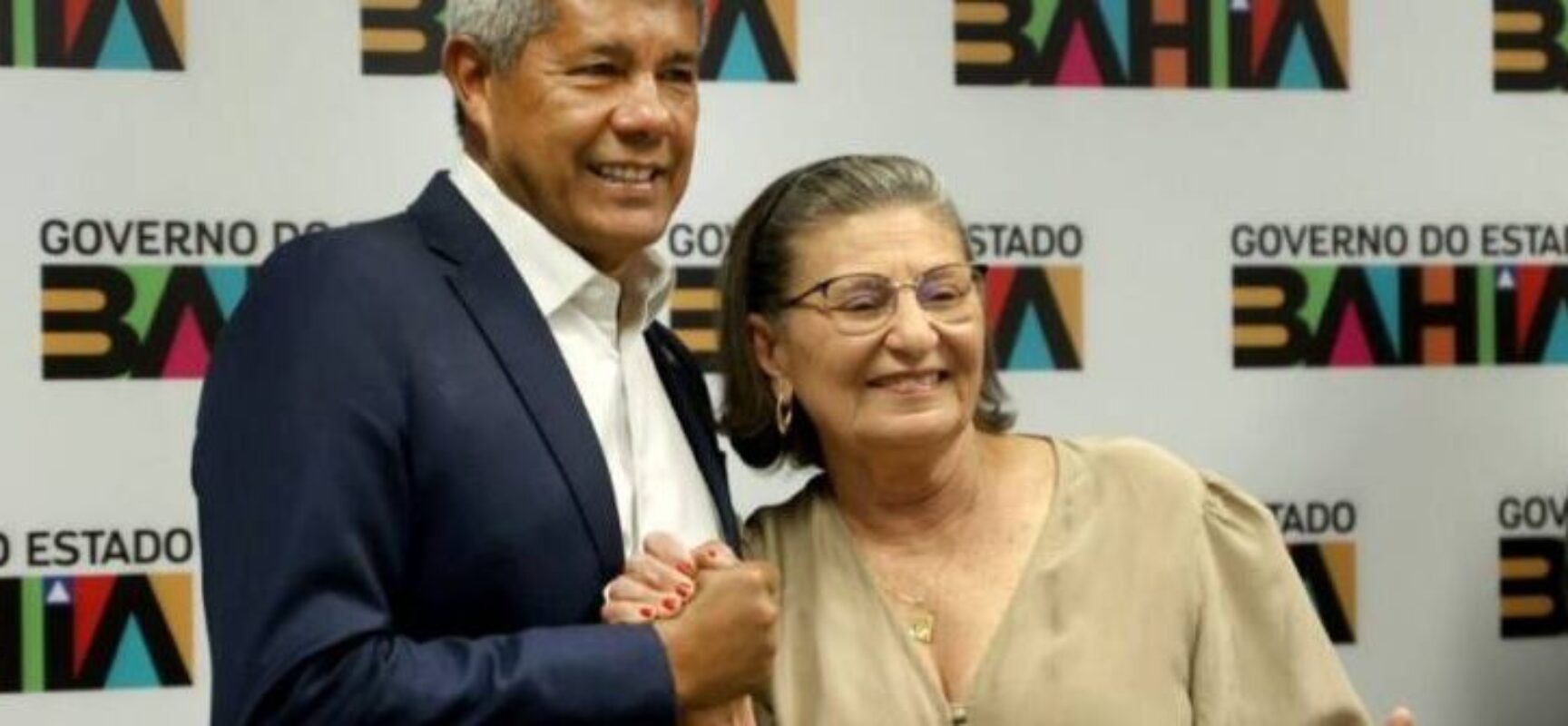 Prefeita rompe com ACM Neto e garante “casamento civil” com Jerônimo