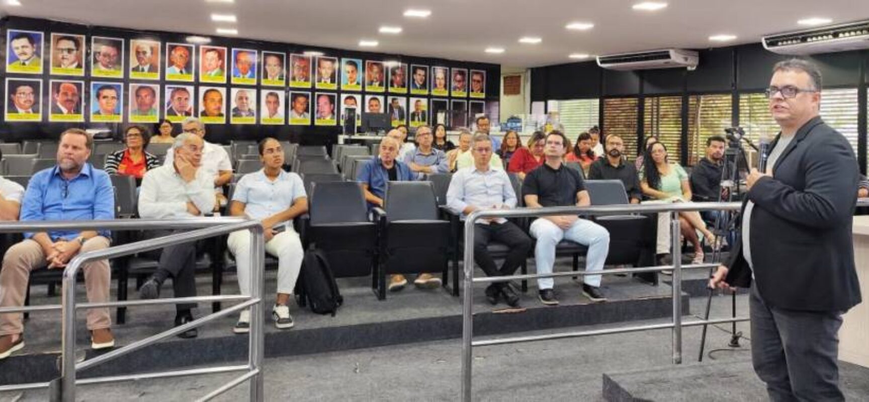 Prefeitura de Itabuna apresenta linhas da elaboração o PPA 2026-2029 e LOA-2026 em audiência pública