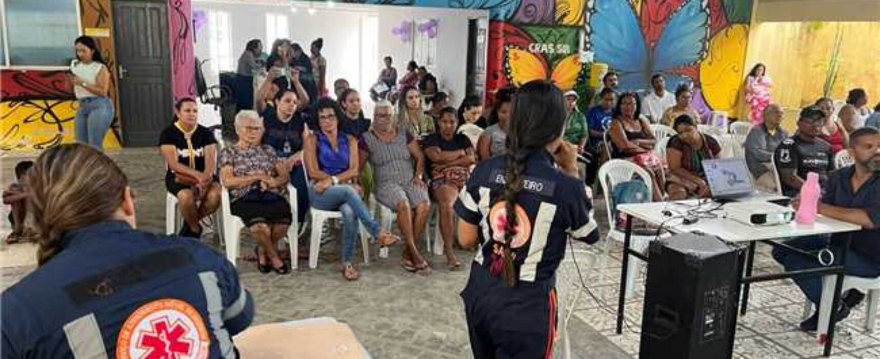 SAMU realiza treinamento de primeiros socorros para colaboradores e comunidade no CRAS Sul