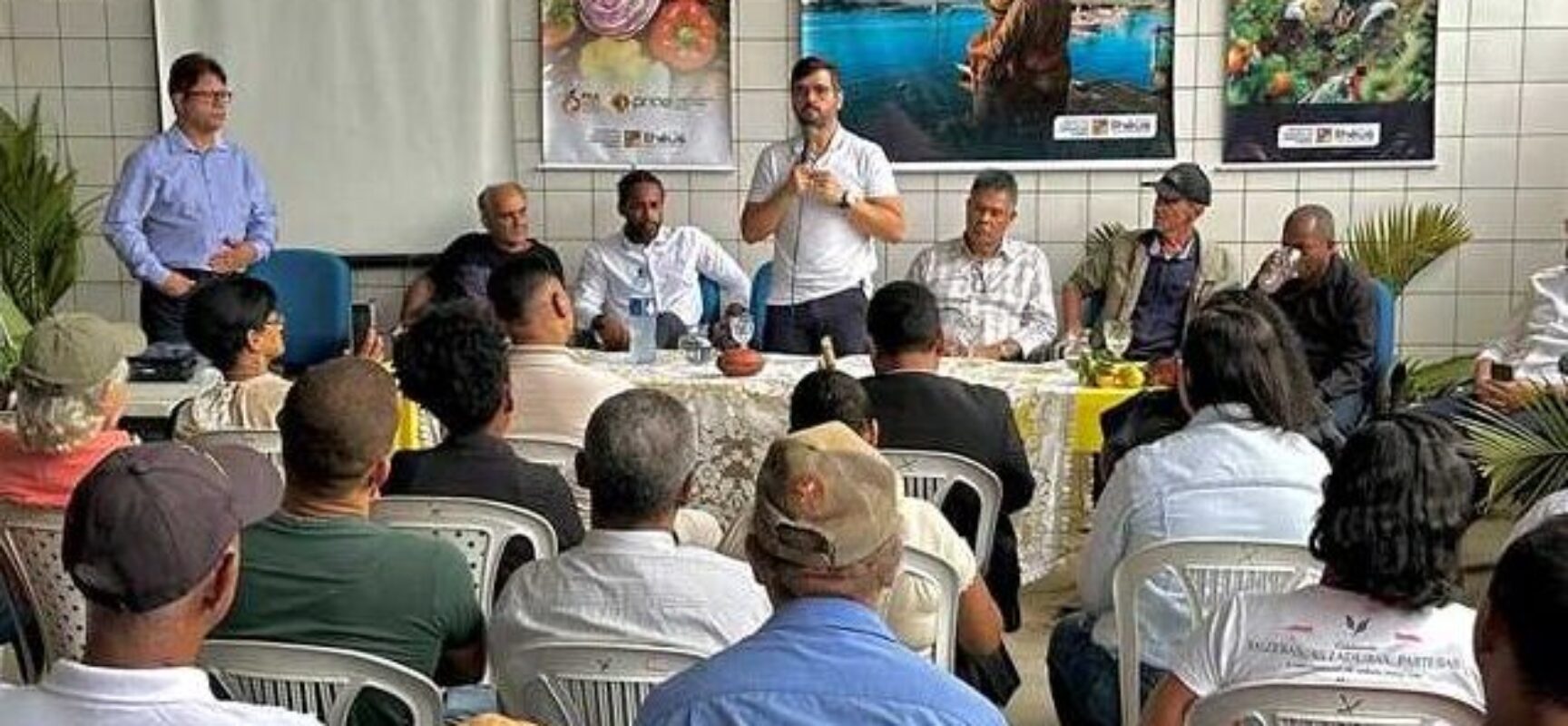 Ilhéus realiza 1º Encontro entre Associações e Bancos no Terminal Pesqueiro