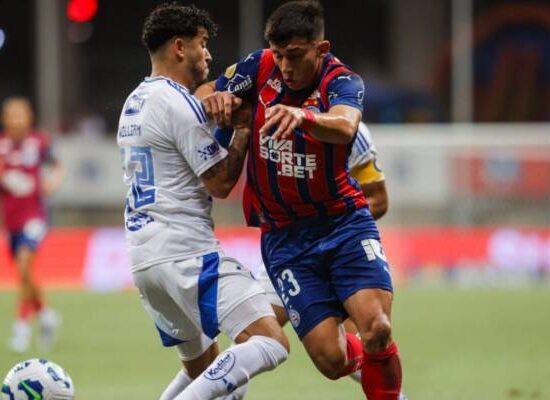 Bahia perde para o Cruzeiro de virada e deixa o G-4 do Brasileirão