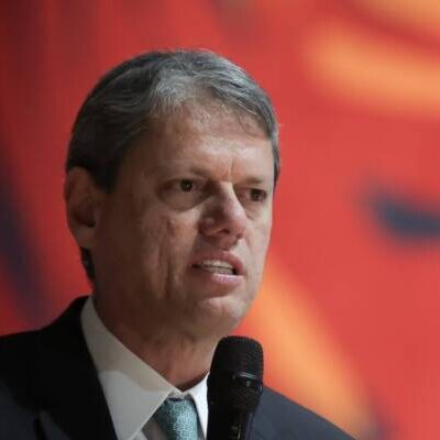 Tarcísio de Freitas diz que não pretende concorrer a presidente em 2026