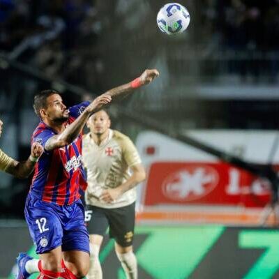 Bahia se complica com expulsão de Jean Lucas e perde de virada para o Vasco