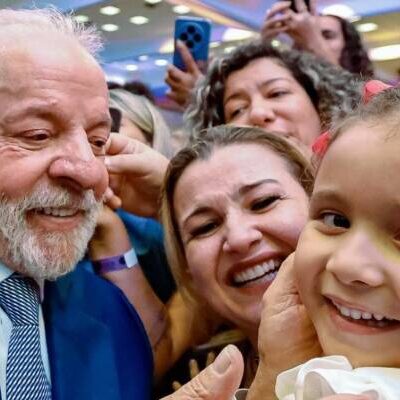 Lula sanciona lei que cria sistema nacional de desenvolvimento para primeira infância