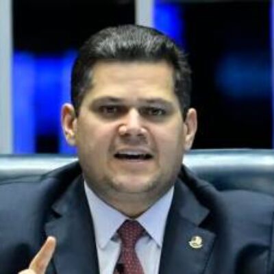 Alcolumbre manda arquivar PEC da Blindagem após rejeição da CCJ