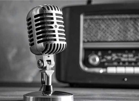 Prefeitura de Ilhéus saúda profissionais do rádio pelo Dia do Radialista