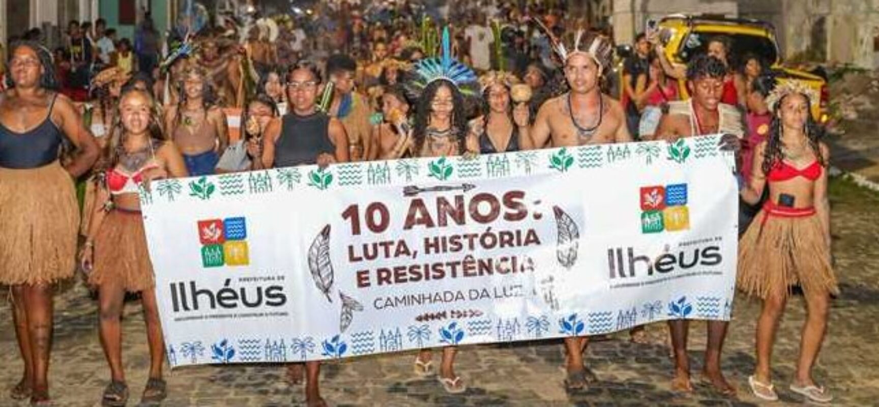Caminhada da Luz marca abertura da 10ª edição dos Jogos Indígenas Estudantis Tupinambá em Olivença