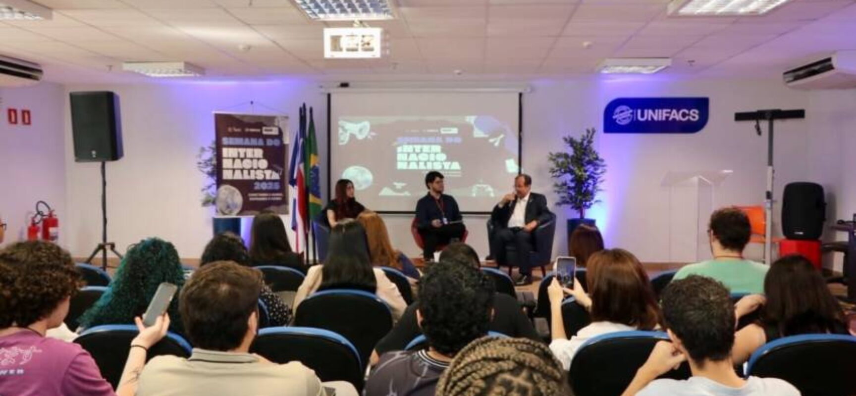 Setur-BA debate na Unifacs sobre incremento do turismo internacional no estado