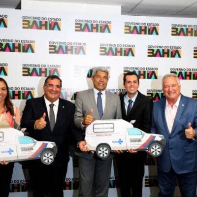 Construção de novo hospital em São Desidério foi tema de reunião entre o governador e o prefeito do município