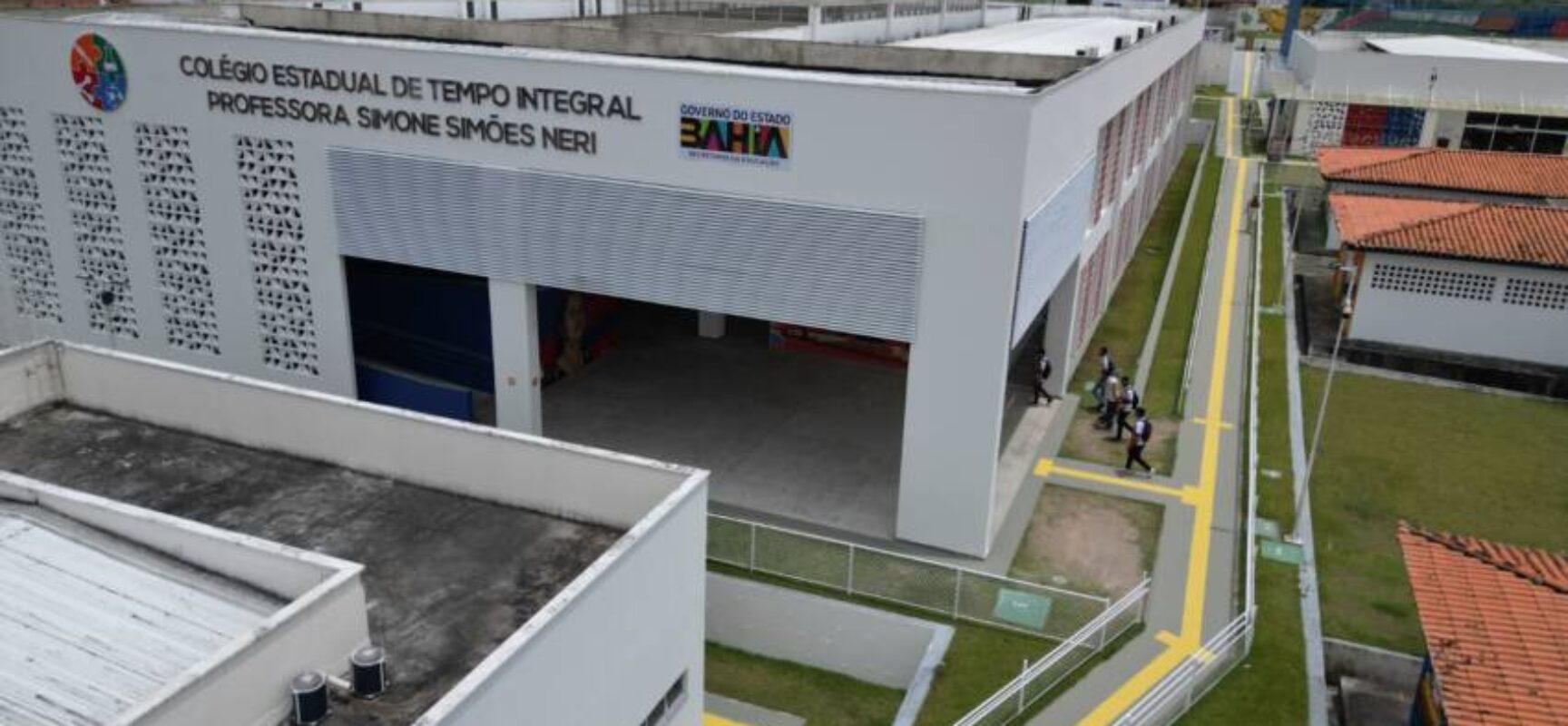 Governo do Estado inaugura obras de educação, saúde, agricultura e abastecimento de água em Inhambupe