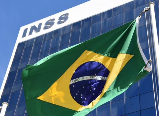 Aposentados e pensionistas já receberam R$ 1,5 bilhão em ressarcimento de descontos indevidos