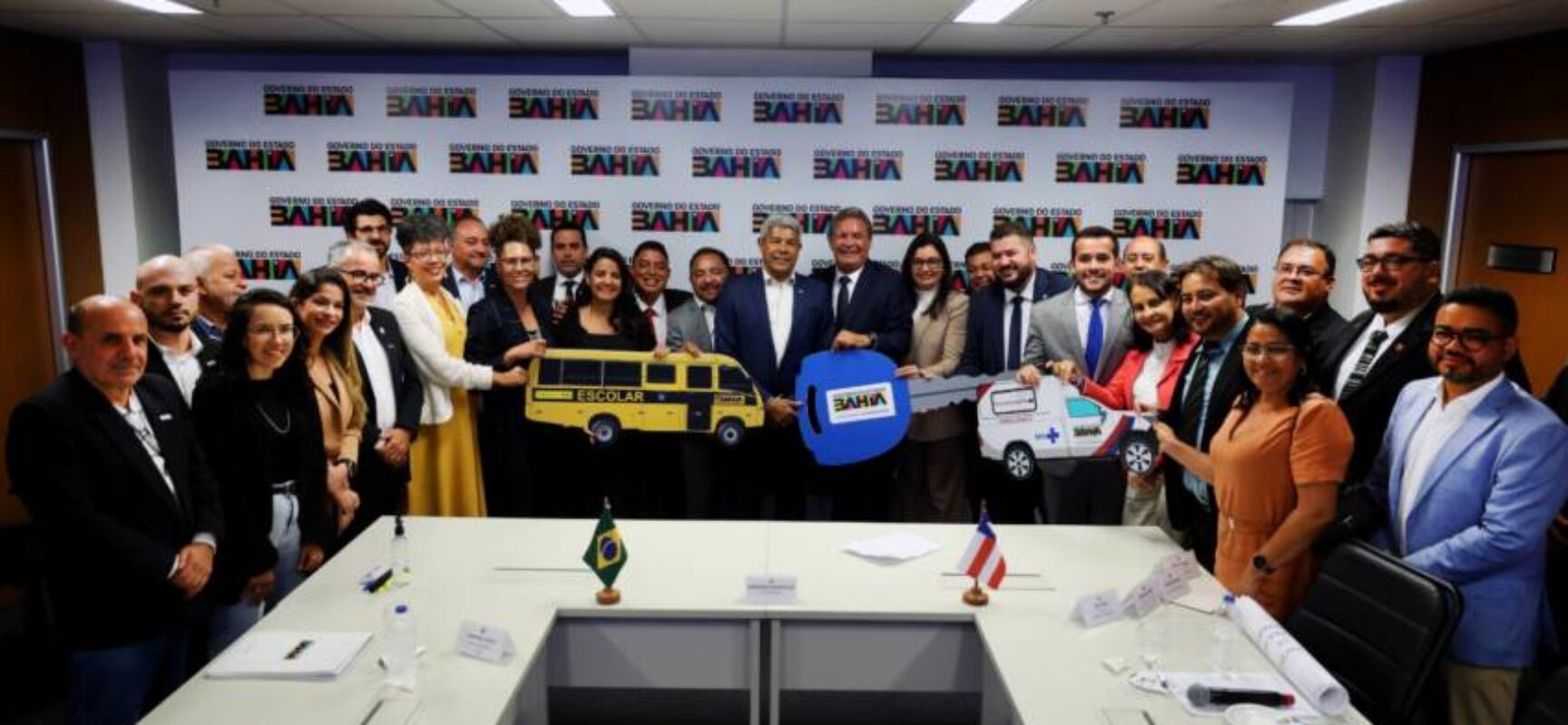 Investimentos do Governo do Estado para Barra do Mendes são discutidos durante reunião com prefeito