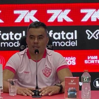 “Quebramos três tabus”, diz Jair Ventura após vitória do Leão sobre o Santos