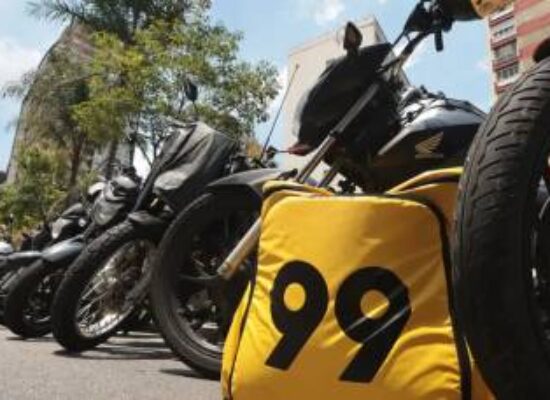 Votação de vínculo entre motoristas e apps será em 30 dias, diz Fachin