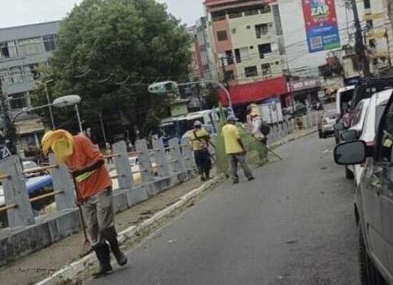 Prefeitura de Ilhéus realiza roçagem e capinagem no Alto Teresópolis