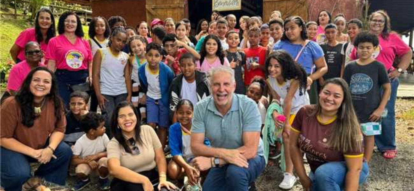 Prefeitura de Ilhéus promove aula de campo com alunos da rede municipal