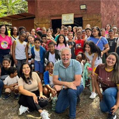 Prefeitura de Ilhéus promove aula de campo com alunos da rede municipal