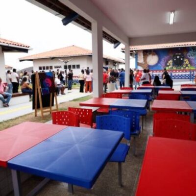 Governo da Bahia inaugura escola de tempo integral em Iramaia e anuncia novos investimentos em educação, água e infraestrutura