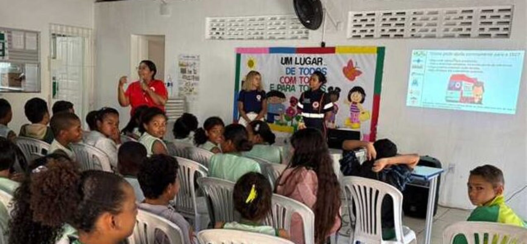 Projeto Samuzinho na Escola leva aula de primeiros socorros à Escola Nelson D Oliveira