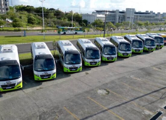 Governo do Estado entrega veículos novos e amplia cobertura de saúde em cidades do interior baiano