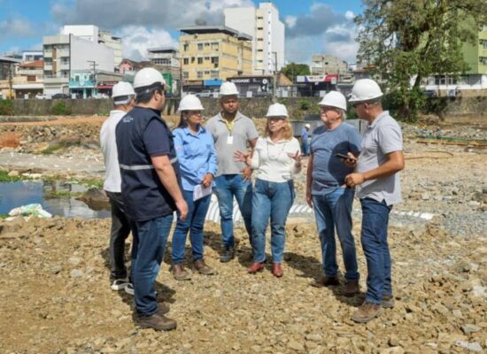Secretaria de Infraestrutura e Urbanismo faz visita integrada à obra e serviços da nova ponte que liga Avenida Amélia Amado ao Conceição