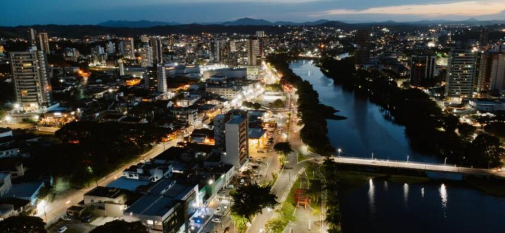 Prefeito Augusto Castro decreta Ponto Facultativo na próxima segunda-feira