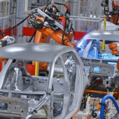 Toyota anuncia retomada de produção no Brasil a partir de novembro