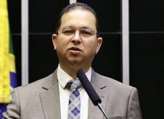 Alex Santana critica possível corte de R$ 7 bilhões em emendas e diz que prerrogativa é do Congresso