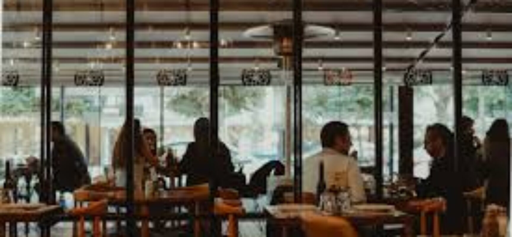 Mesa ao Vivo e Festival da Ostra celebram a diversidade do turismo gastronômico baiano