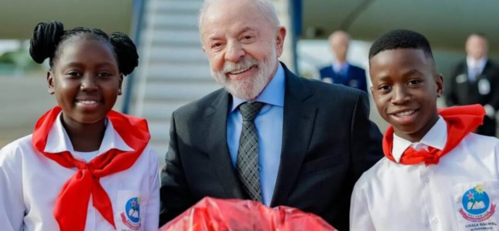 Lula chega a Moçambique para reunião com autoridades e recebe título honoris causa