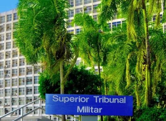 STM deve julgar perda de patente de Bolsonaro e militares após condenações