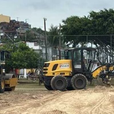 Prefeitura de Ilhéus inicia revitalização dos espaços esportivos da Litorânea Norte